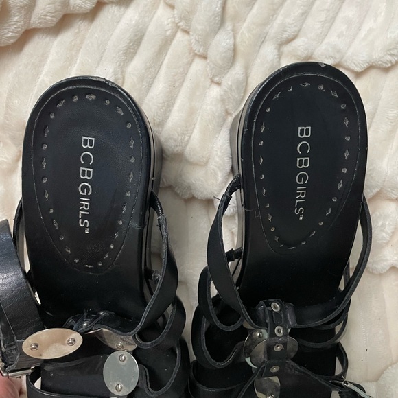 BCB Girls Dressy Black Shoes, size 8. - Picture 6 of 11